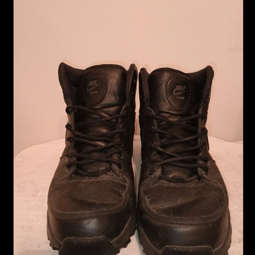 Nike Manoa Leather Boots